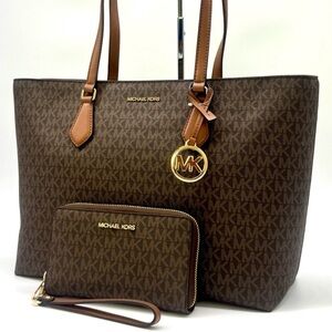 Michael Kors Sheila Large Logo Tote Bag & Matching Flat Phone Case Wallet Brown